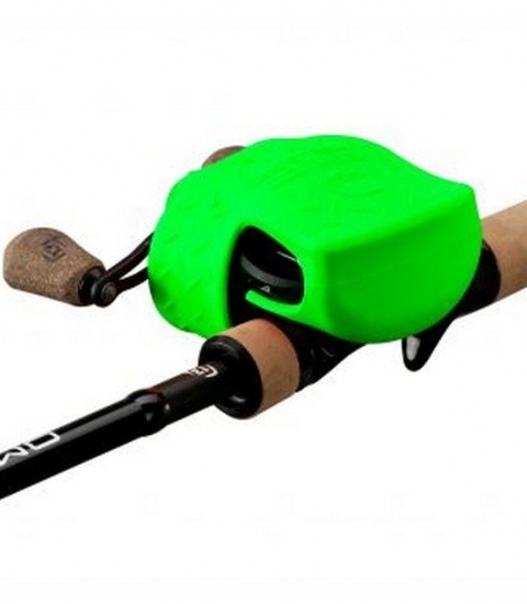 13 FISHING SKULL CAP